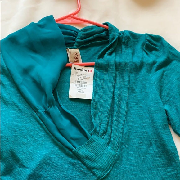 BKE Women’s Blouse Size Small NWT - Picture 2 of 5